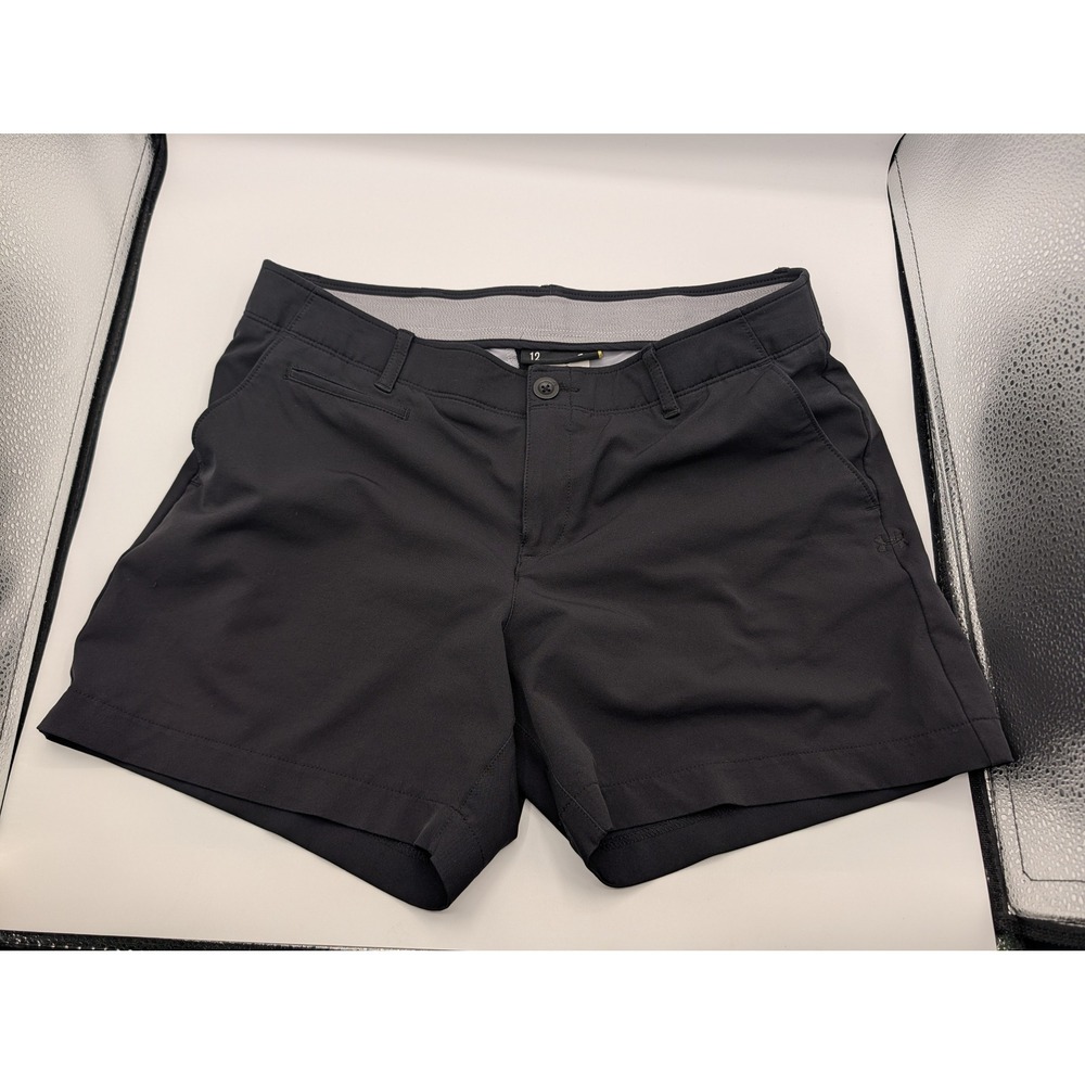Under Armour HeatGear Link Golf Shorts Womens 12 Black 4.5 Inseam Activewear